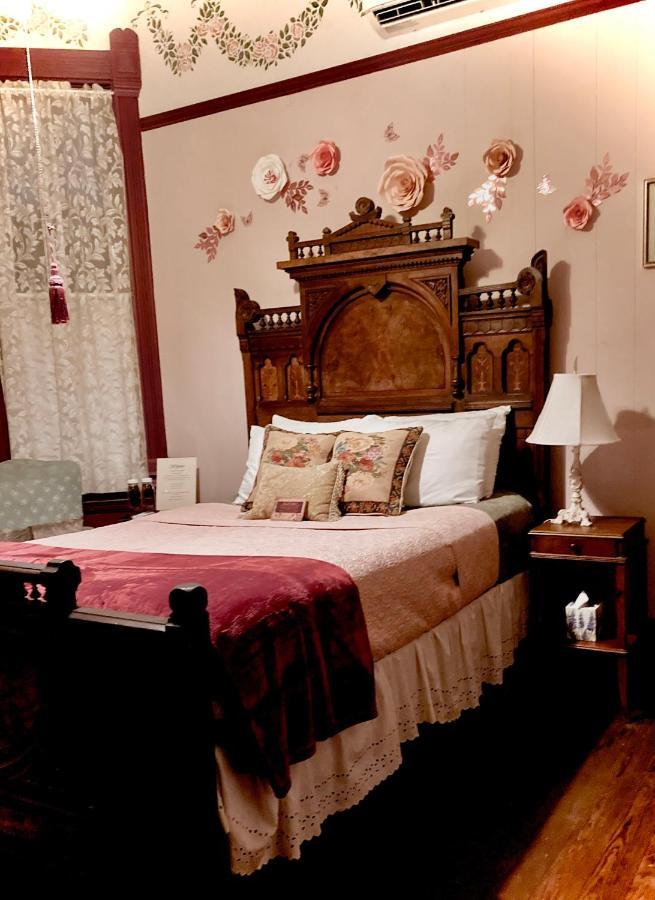 Deluxe Queen Room,1357588373:JPEG