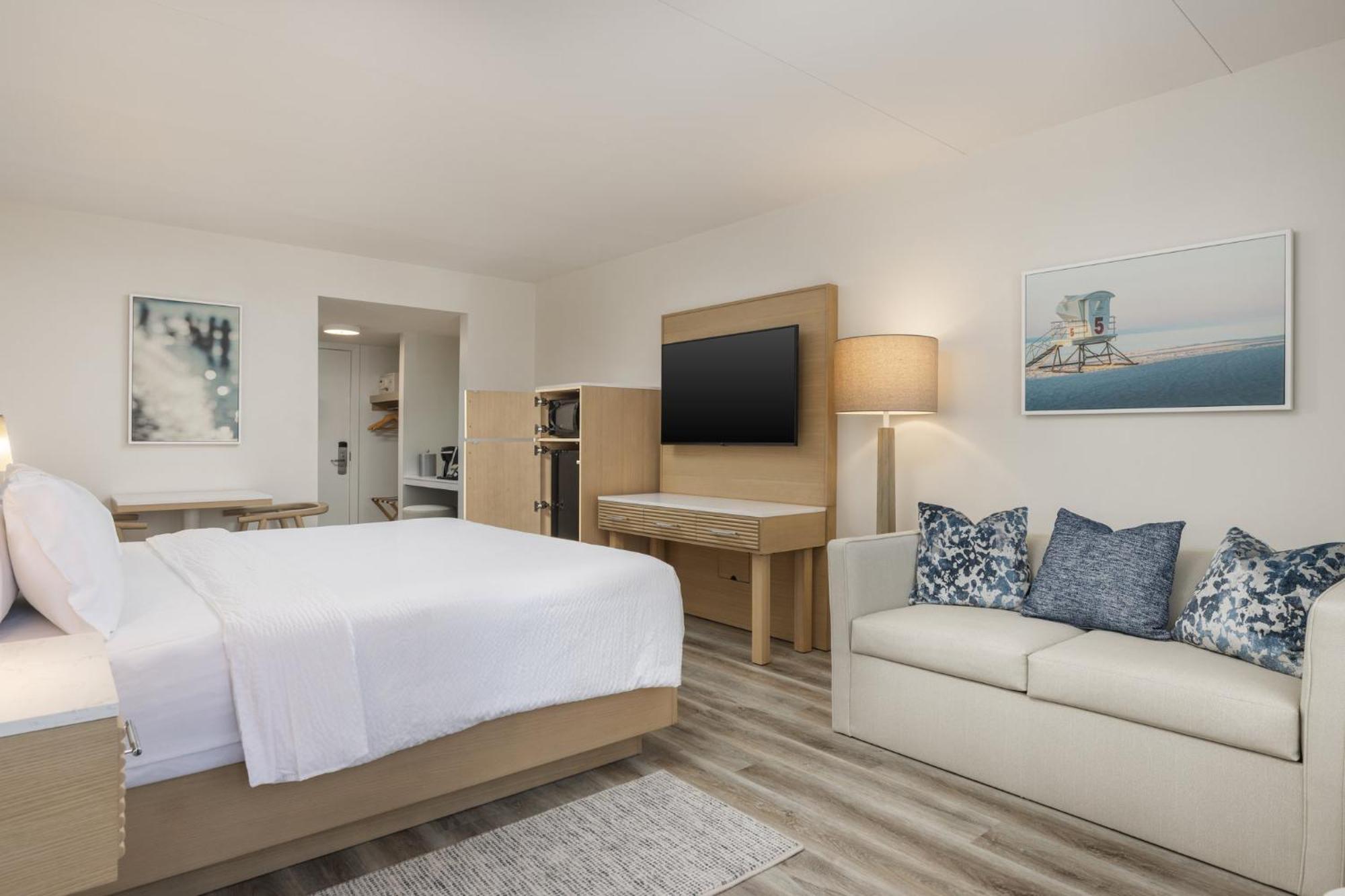 Standard King Room