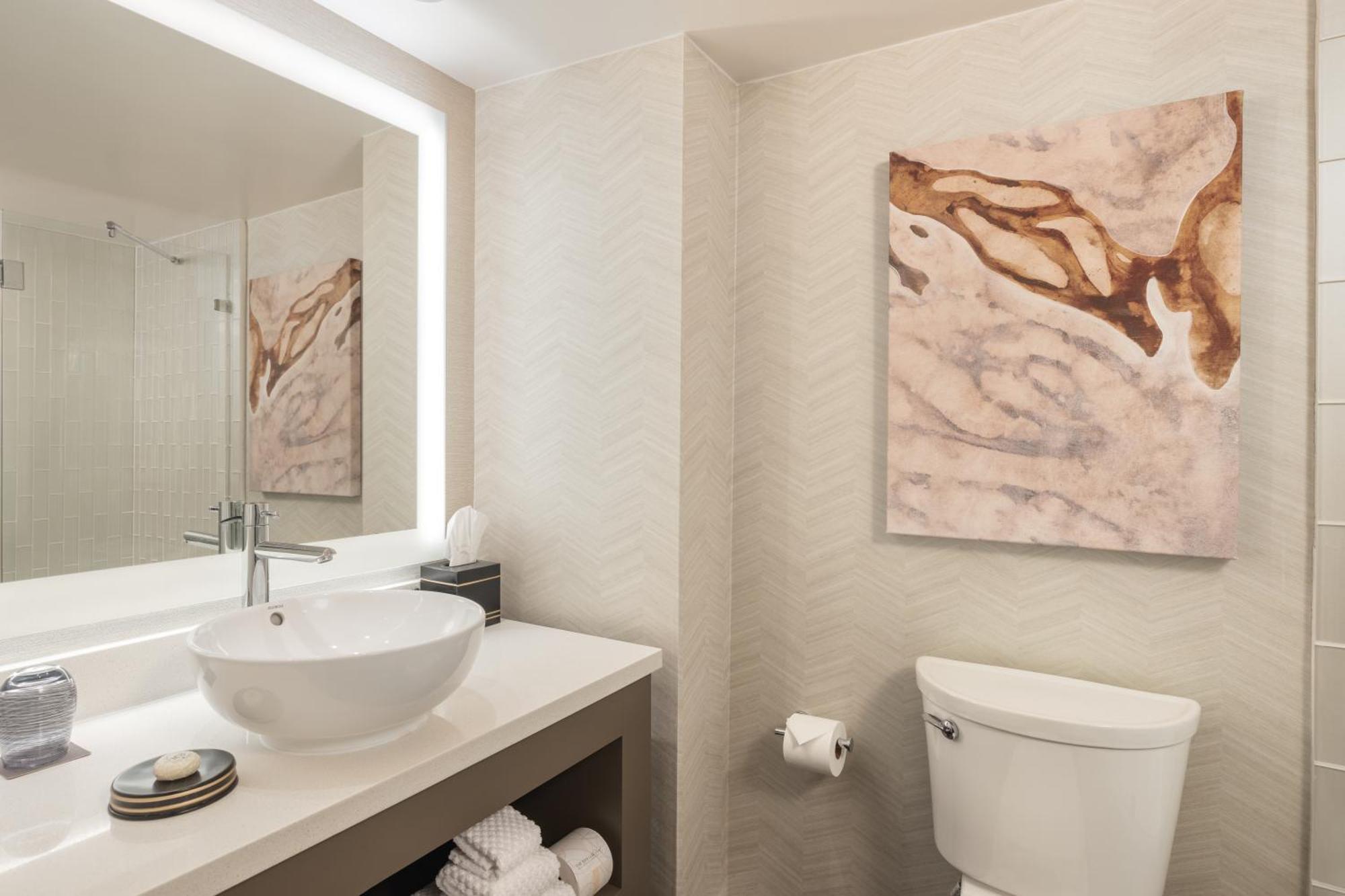 Standard King Room